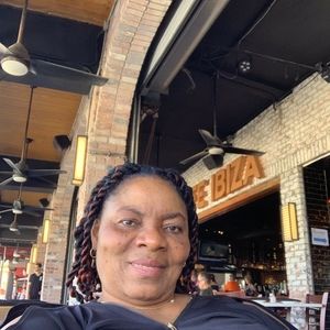 Meet your Posher, Talita